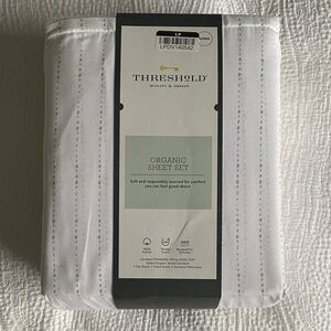 NWT Threshold Organic White and Gray Sheet Set Queen Size